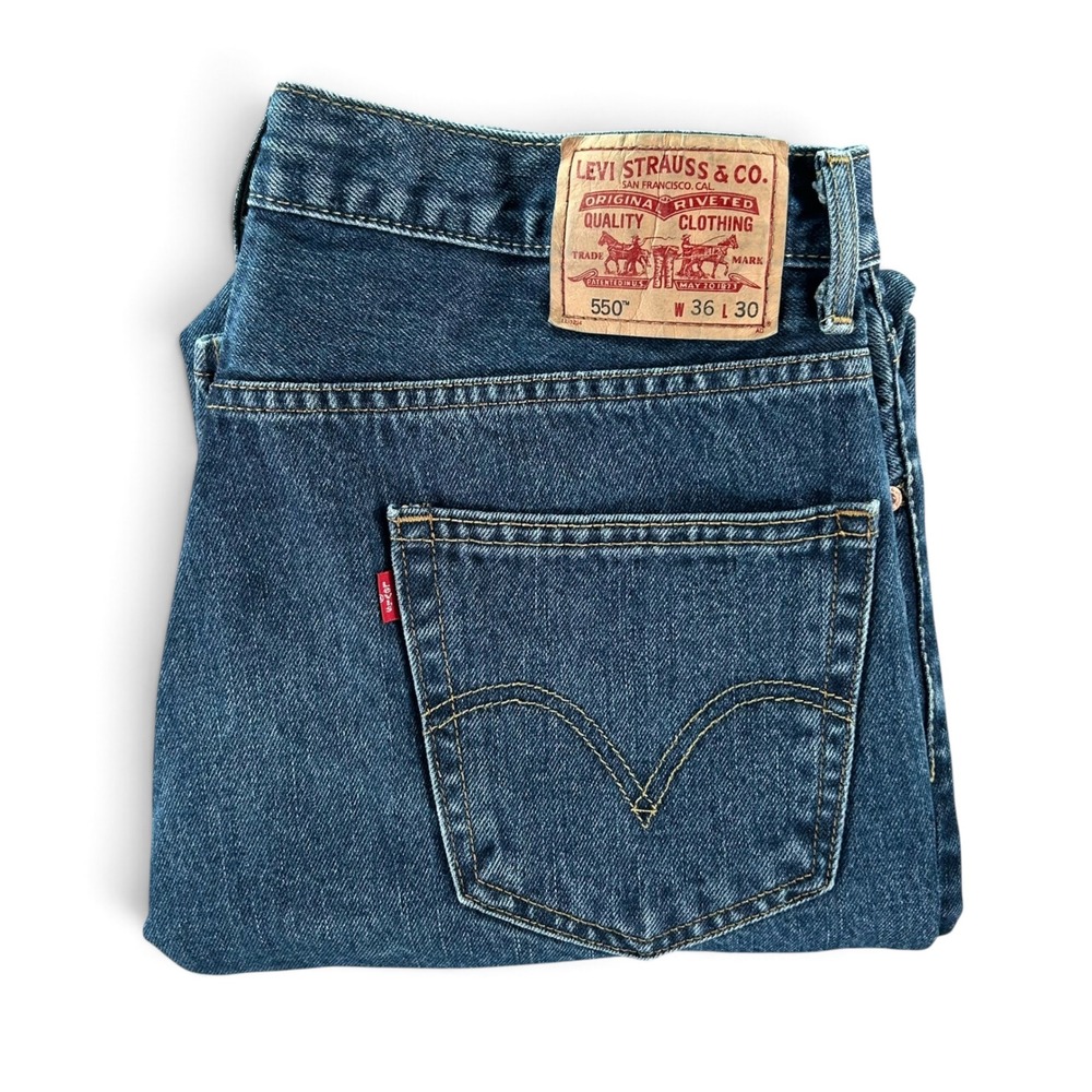 Levis 550 Mens Jeans 36x30 Relaxed Fit Medium Wash Blue 100% Cotton Denim